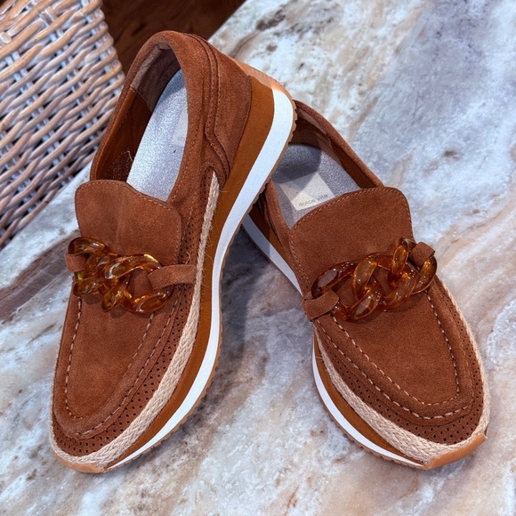 Women’s DOLCE VITA Jadah sneakers- pecan suede. Size 7.5 - Picture 3 of 8